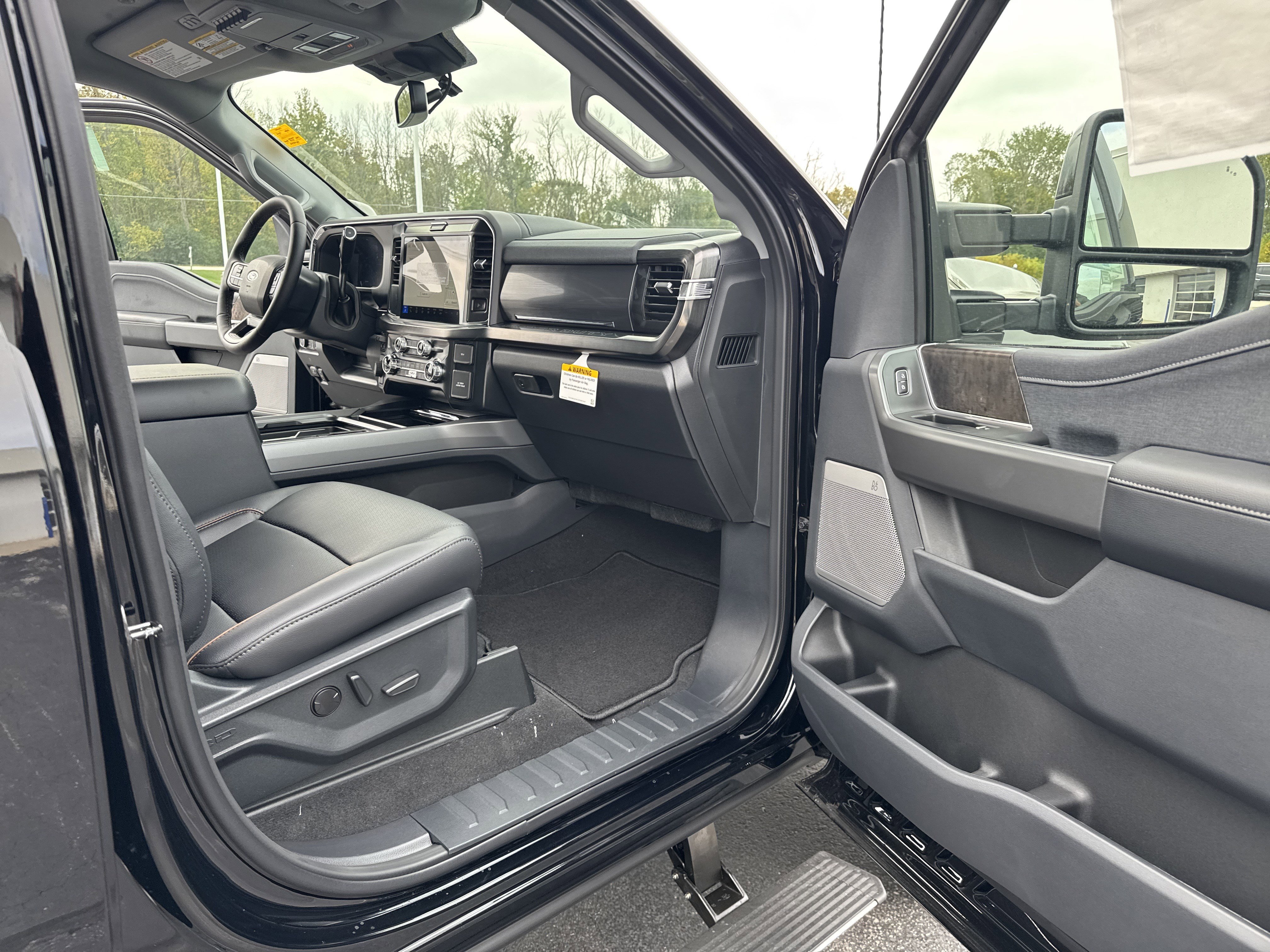 New 2026 Ford F350 Lariat image 39
