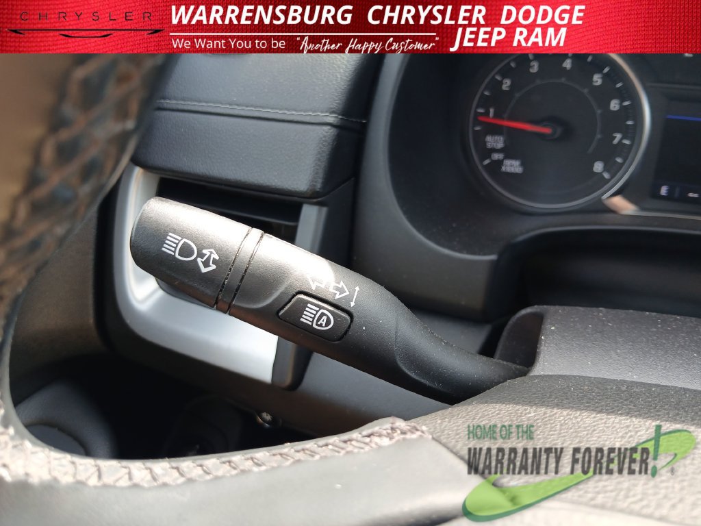 Used 2024 GMC Terrain SLT AWD/4WD image 19
