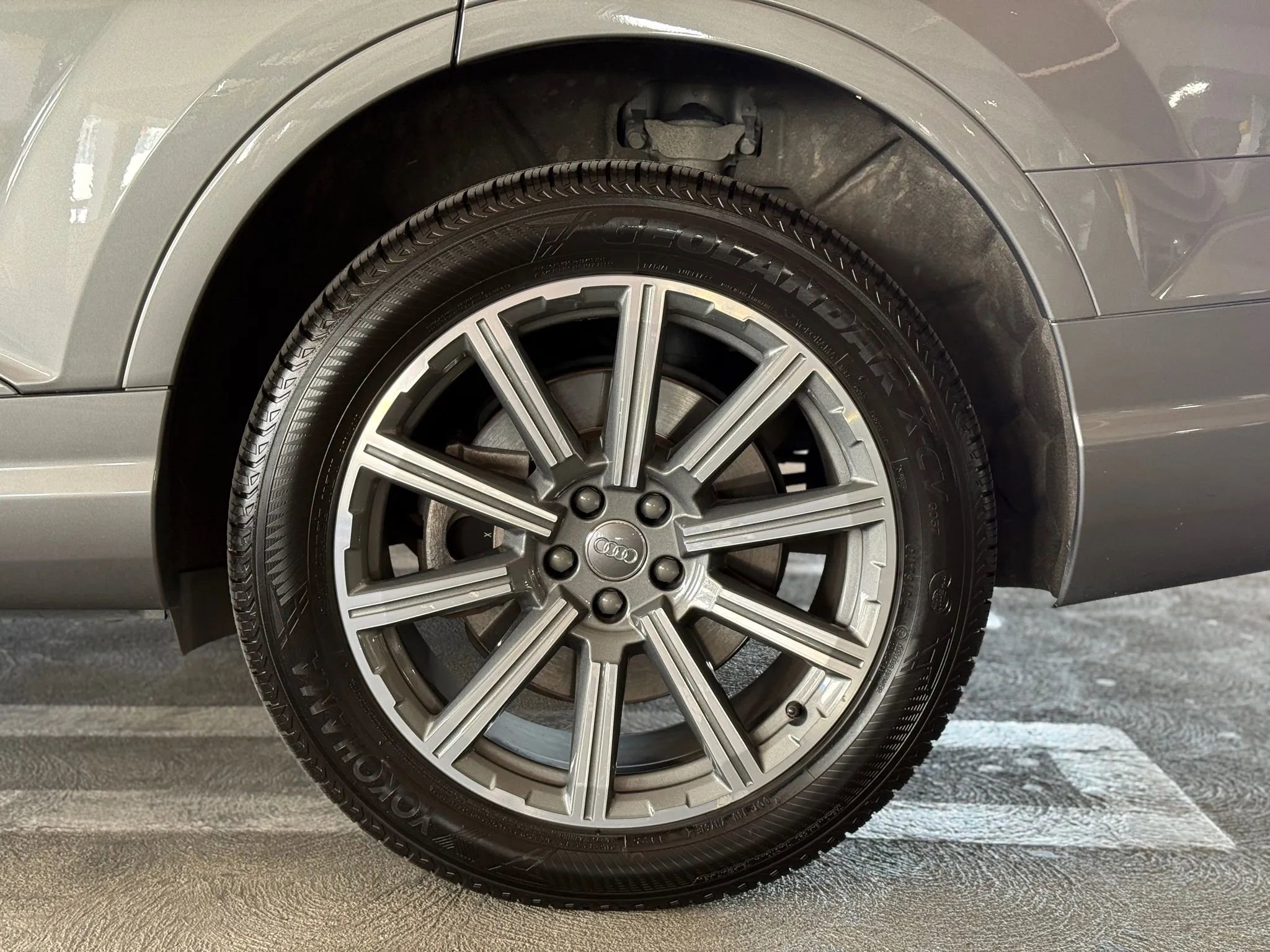 Used 2018 Audi Q7 3.0T Premium Plus w/ Premium Plus Package AWD/4WD image 8