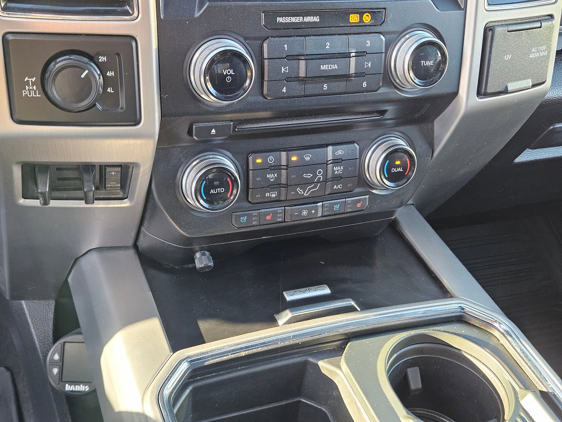 Used 2018 Ford F350 Platinum w/ Platinum Ultimate Package image 28