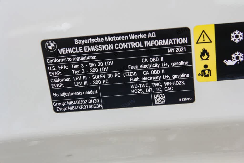 Used 2021 BMW 330e w/ Driving Assistance Package RWD image 28
