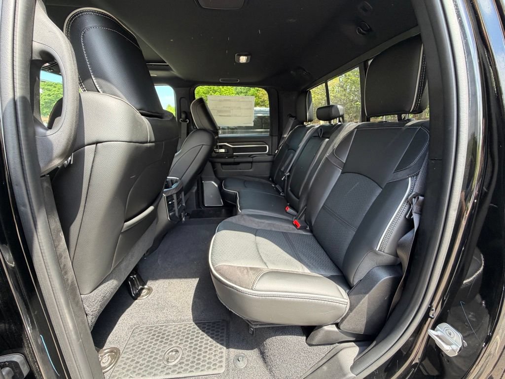 New 2026 RAM 3500 Laramie AWD/4WD image 12