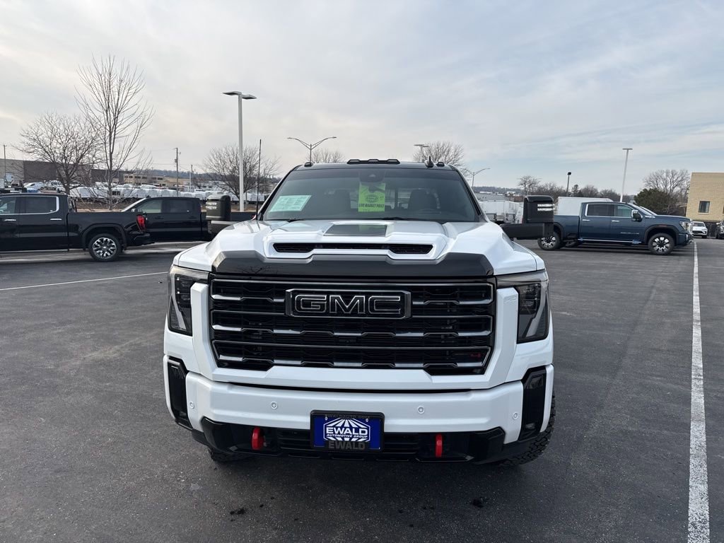 Certified 2025 GMC Sierra 3500 AT4 w/ AT4 Premium Plus Package image 8