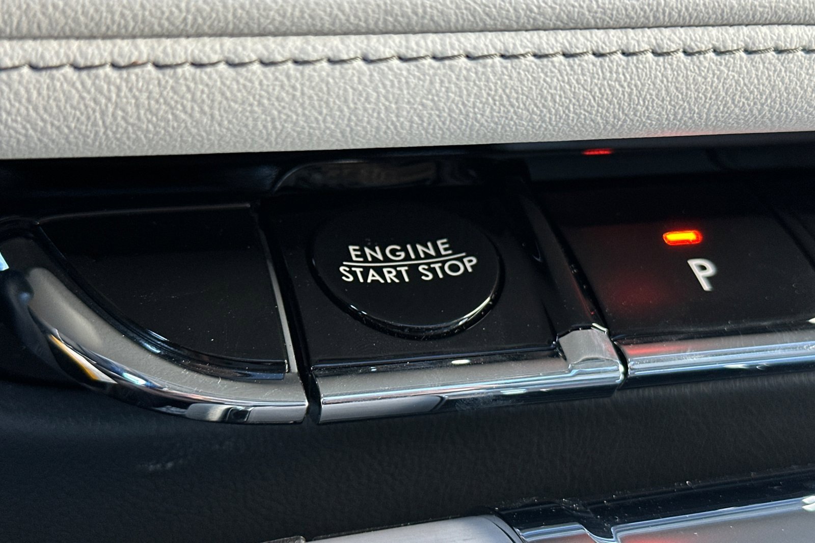 New 2025 Lincoln Aviator Reserve w/ Equipment Group 201A image 23