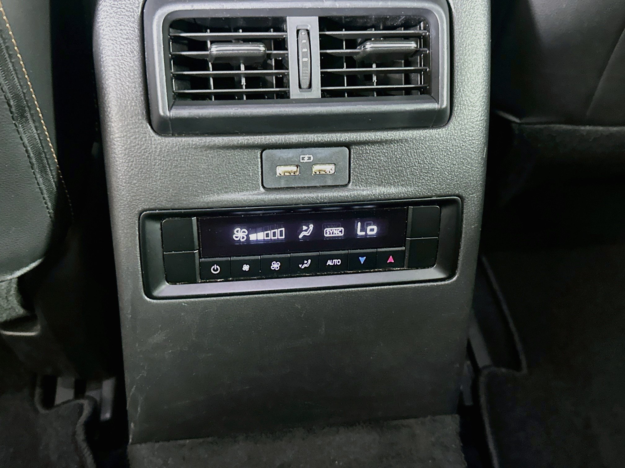 Used 2025 MAZDA CX-90 3.3 Turbo w/ Select Package AWD/4WD image 26