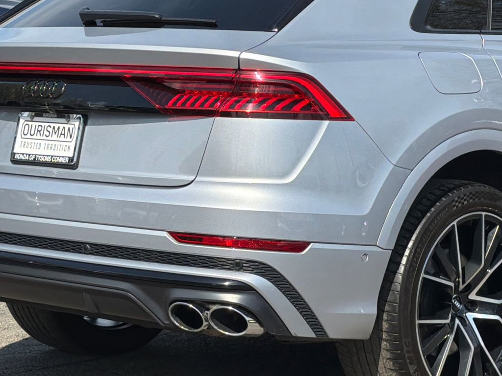 Used 2021 Audi SQ8 Premium Plus w/ SQ8 Black Optic Package image 6