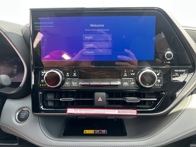 New 2026 Toyota Highlander Limited AWD/4WD image 13