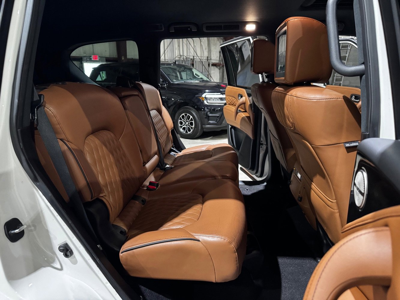 Used 2021 INFINITI QX80 Sensory w/ All-Season Package image 21