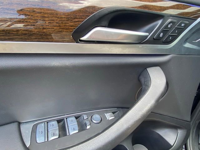 Used 2021 BMW X3 sDrive30i w/ Convenience Package image 17