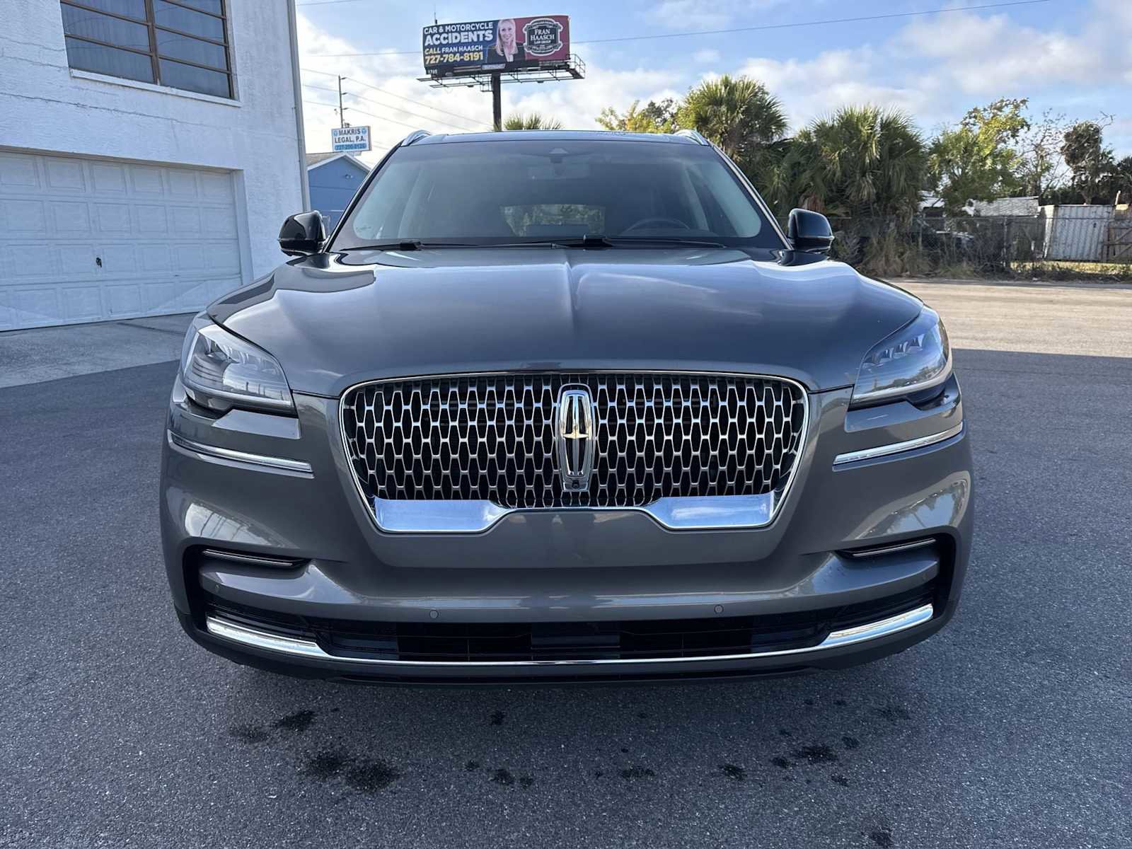 Used 2023 Lincoln Aviator Reserve AWD/4WD image 9