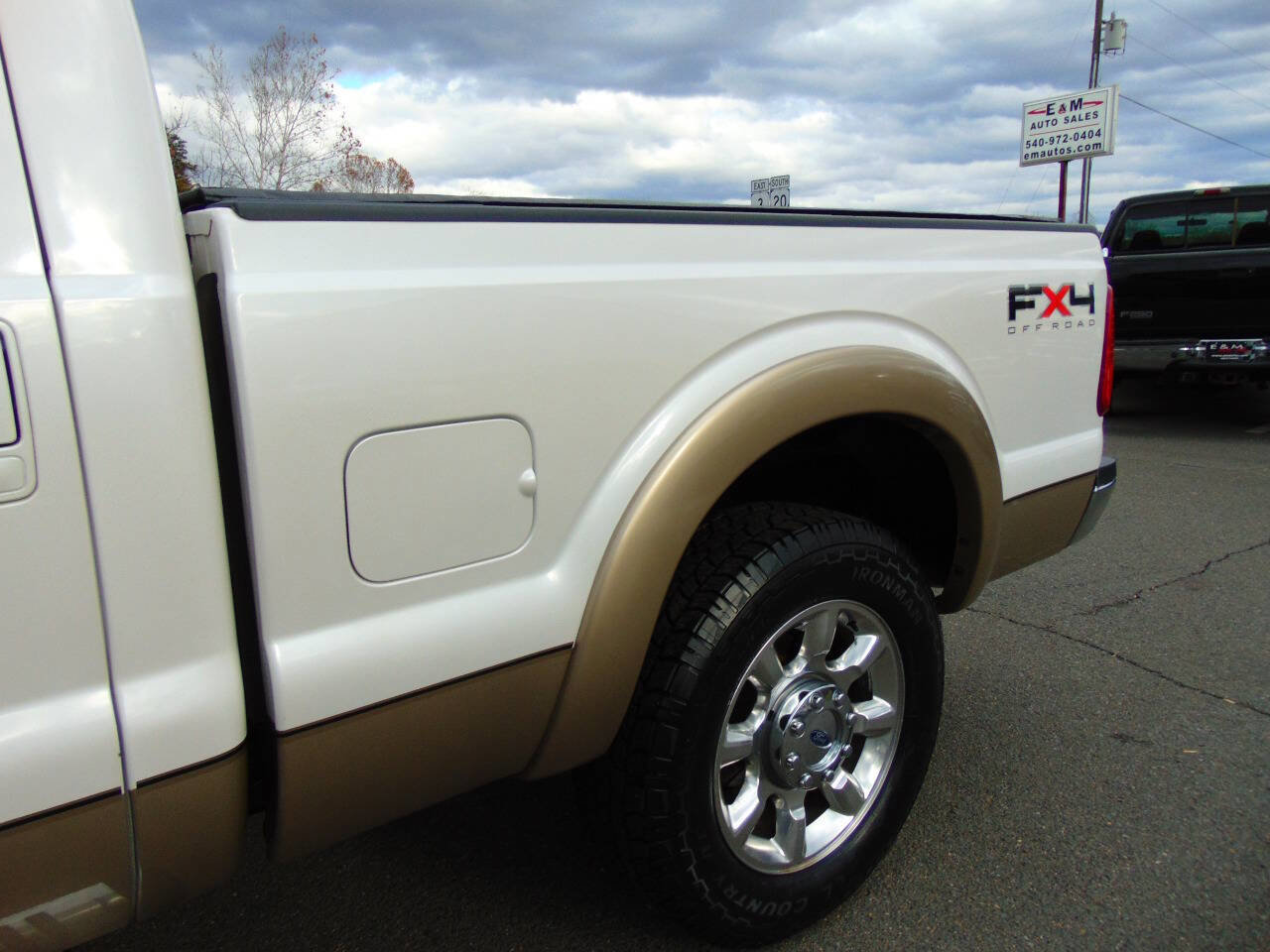 Used 2011 Ford F250 Lariat w/ Lariat Ultimate Pkg image 30