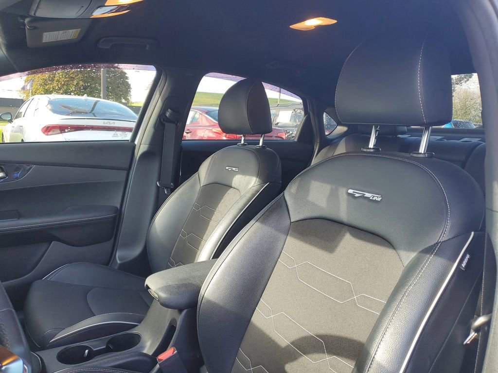 Certified 2023 Kia Forte GT-Line FWD image 10