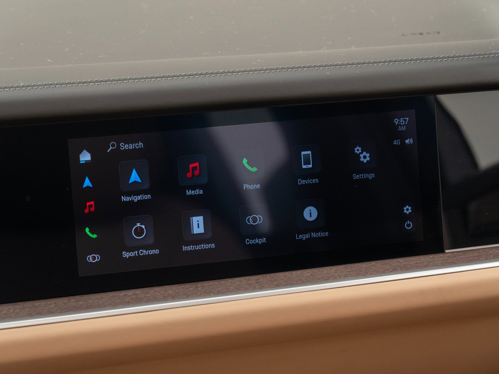 Certified 2025 Porsche Cayenne S image 21