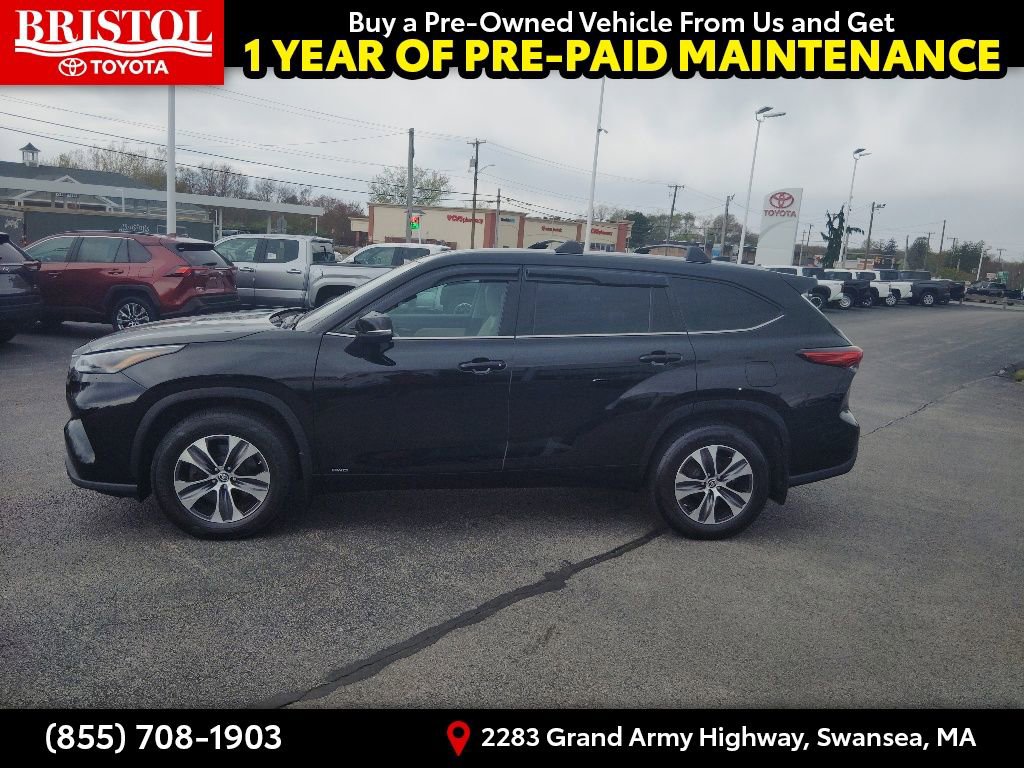 Used 2023 Toyota Highlander XLE AWD/4WD image 4