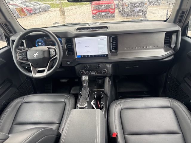 Used 2025 Ford Bronco Badlands AWD/4WD image 16