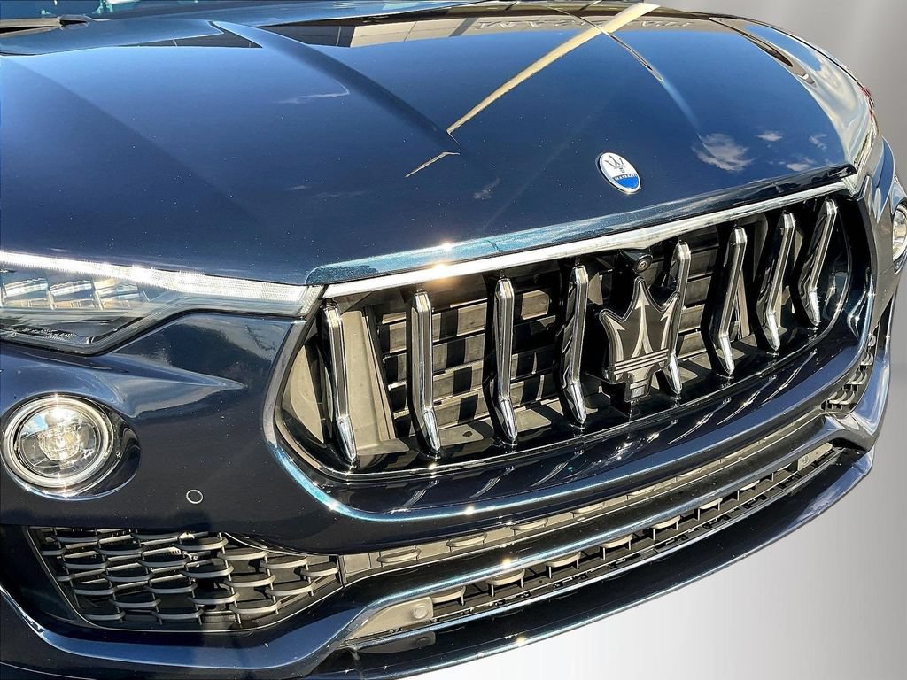 Used 2023 Maserati Levante GT AWD/4WD image 33