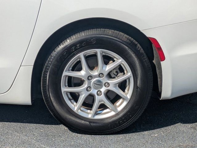 Used 2024 Chrysler Pacifica Touring-L image 33