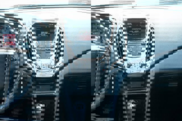 Used 2016 GMC Terrain SLE image 30