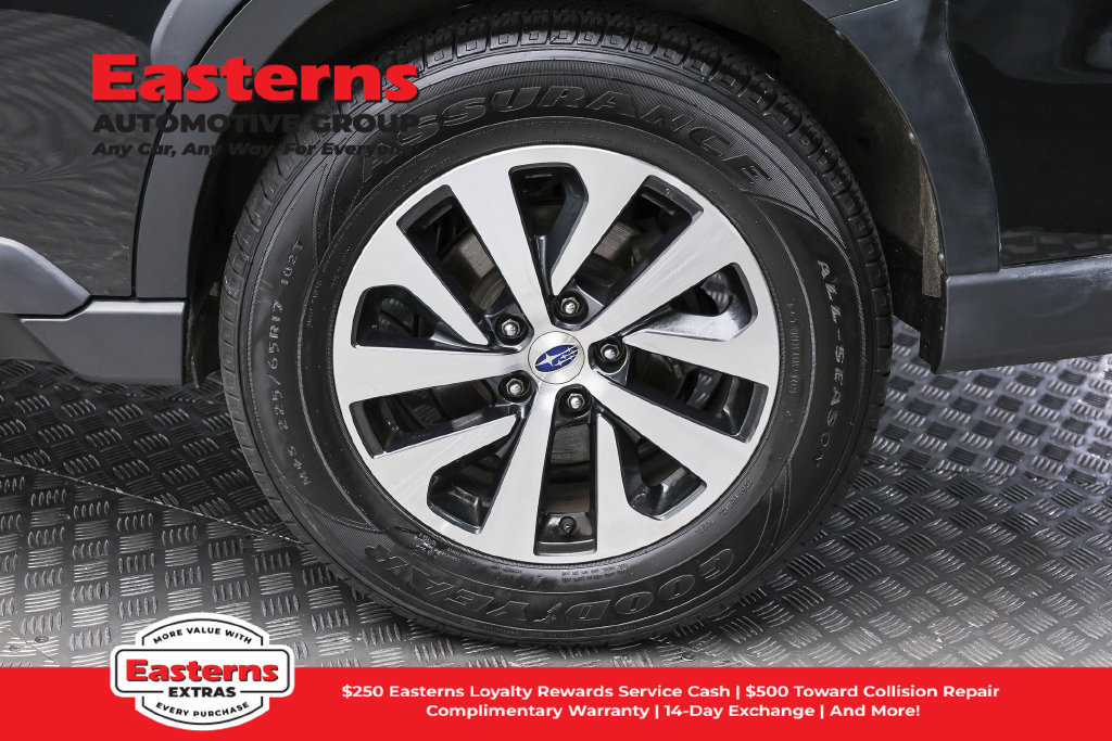 Used 2023 Subaru Outback Premium AWD/4WD image 9