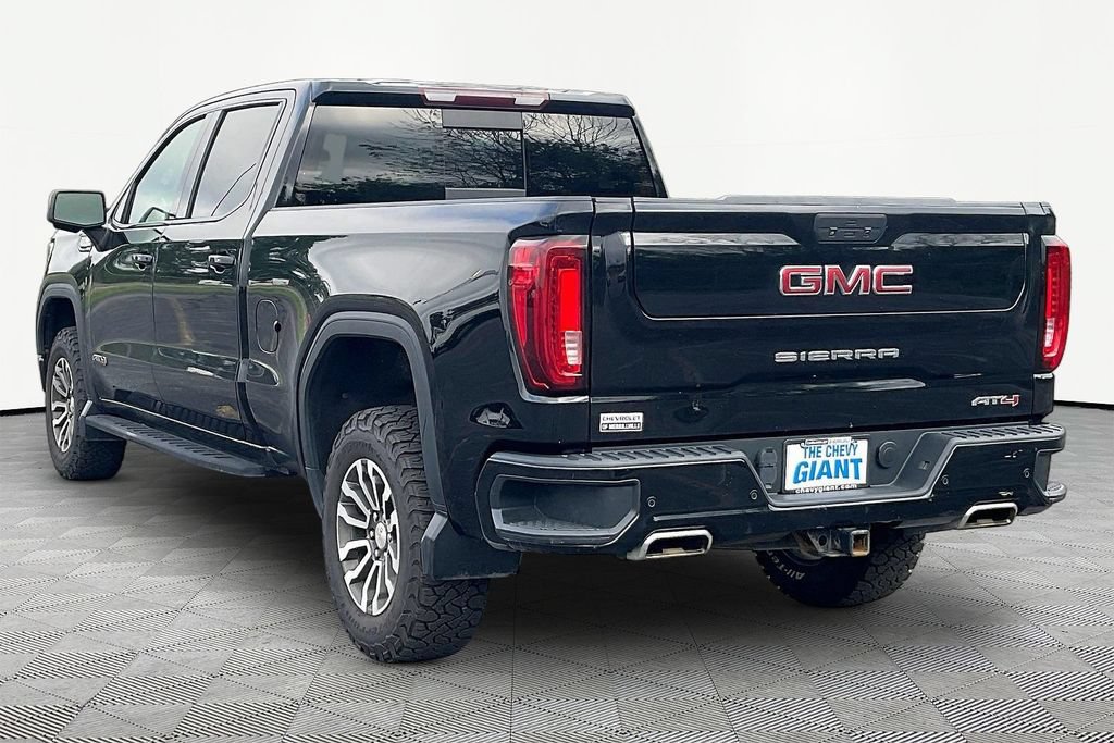 Used 2022 GMC Sierra 1500 AT4 w/ AT4 Premium Package AWD/4WD image 4