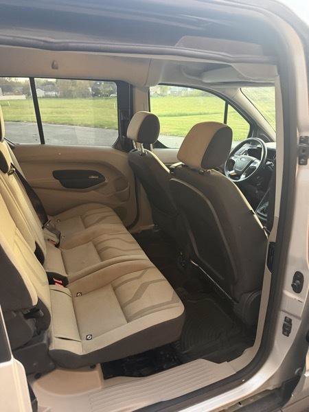 Used 2015 Ford Transit Connect XLT FWD image 14