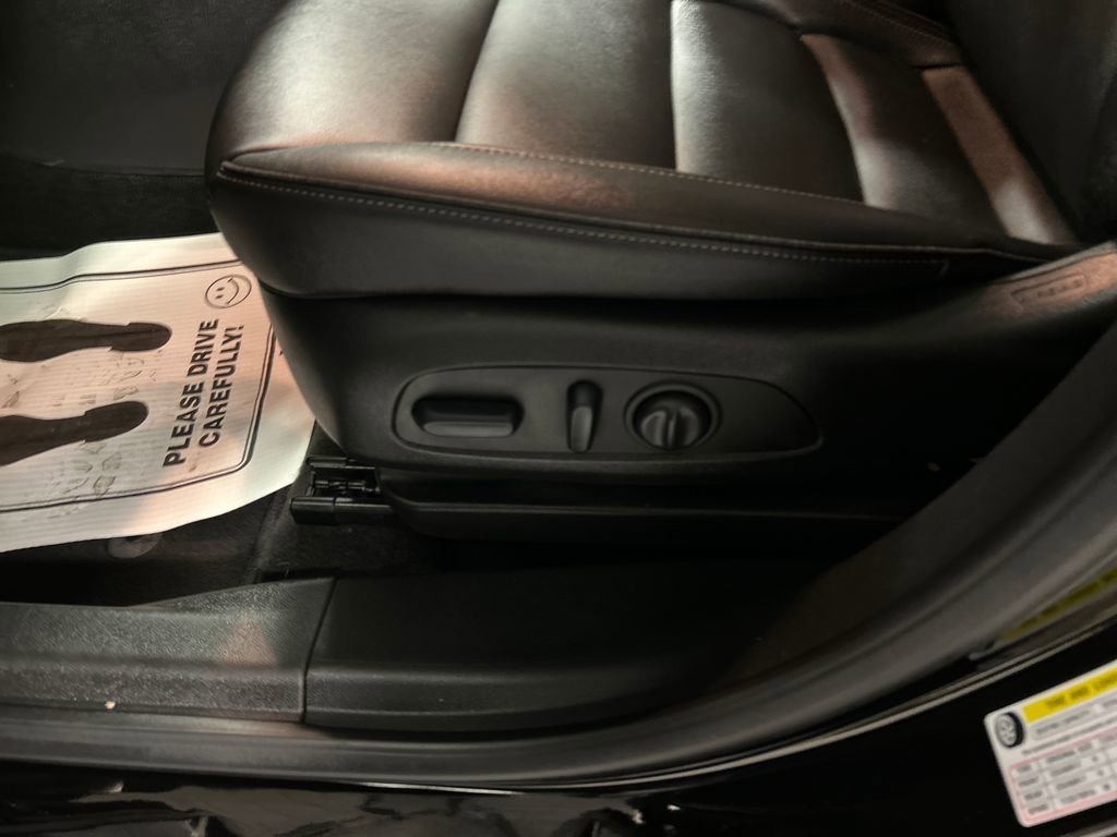 Used 2023 Chevrolet TrailBlazer ACTIV w/ Sun and Liftgate Package image 13