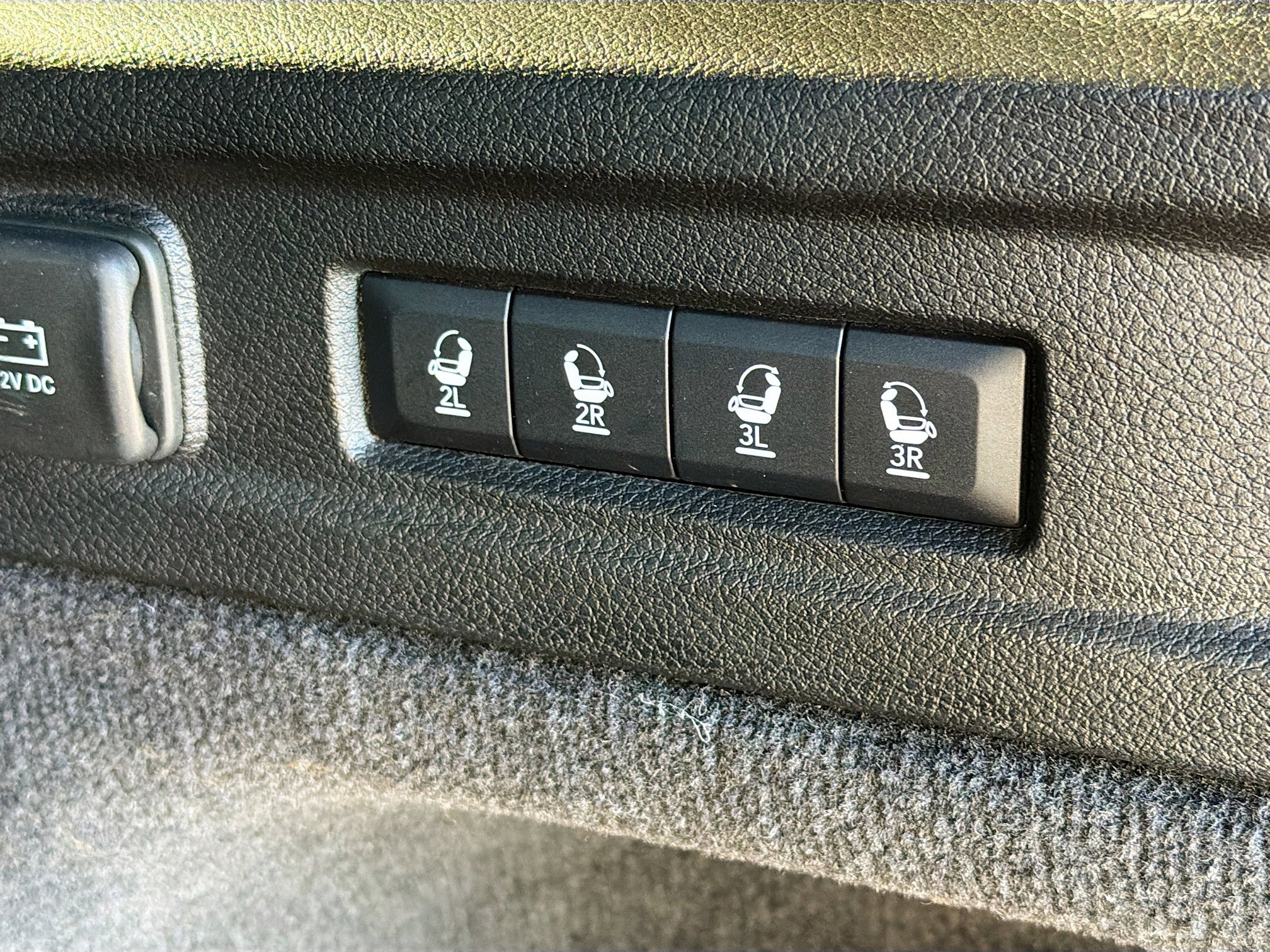 Used 2022 Jeep Grand Cherokee L Overland image 14