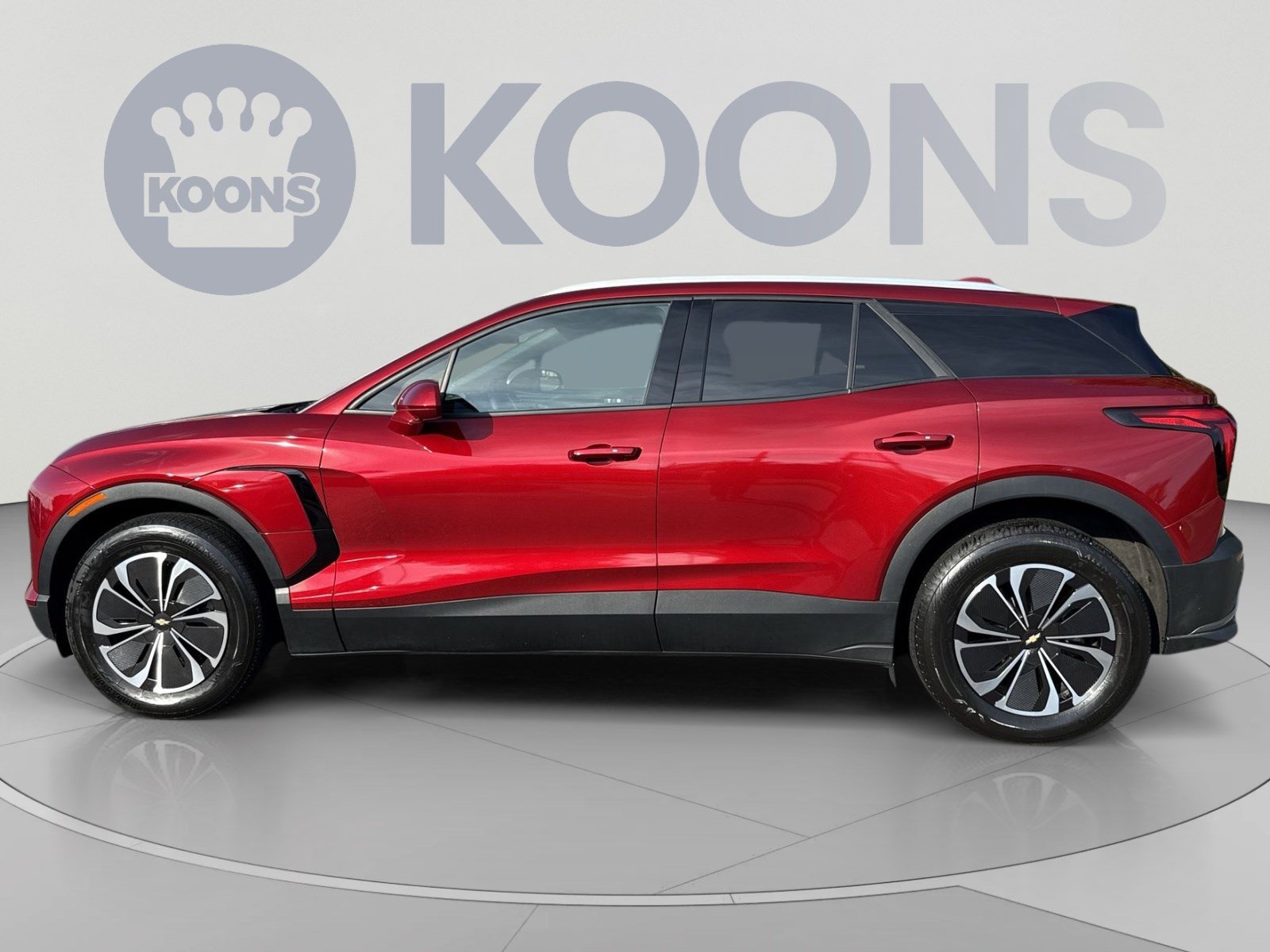 Used 2024 Chevrolet Blazer EV LT AWD/4WD image 2