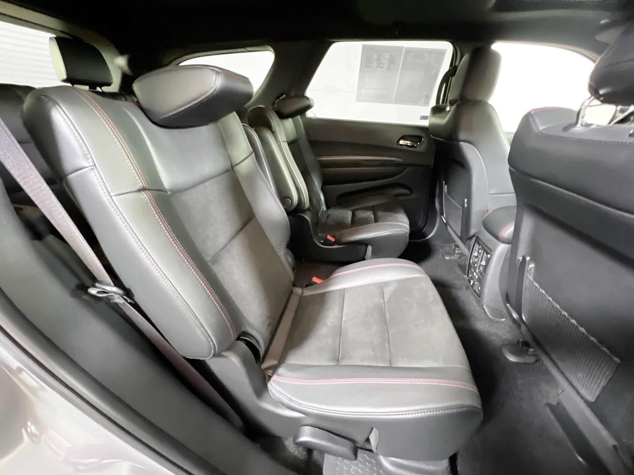 Used 2022 Dodge Durango R/T w/ Blacktop Package image 29