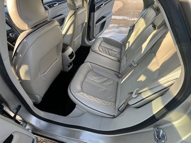 Used 2017 Ford Fusion Platinum image 16