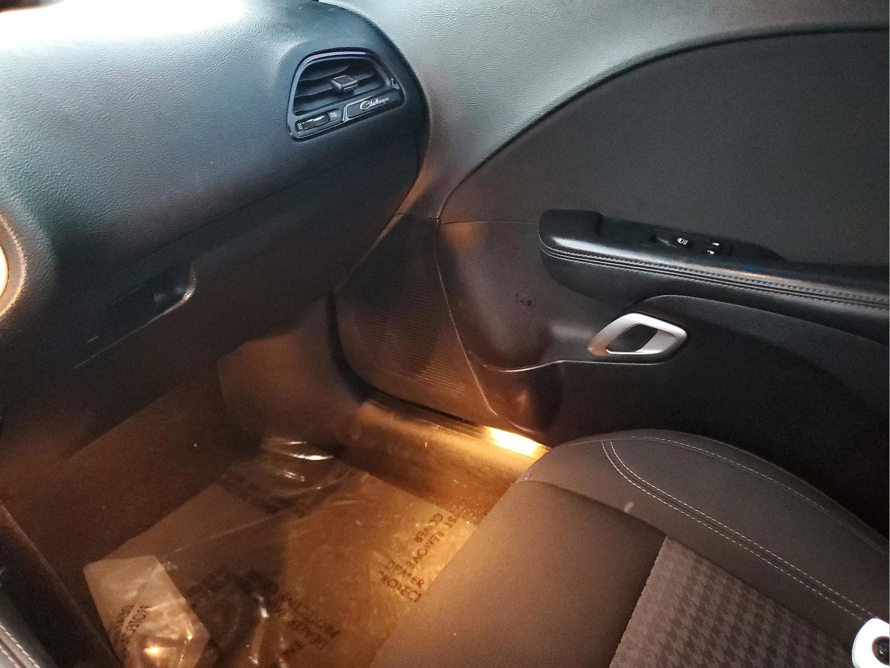 Certified 2022 Dodge Challenger SXT w/ Blacktop Package image 22