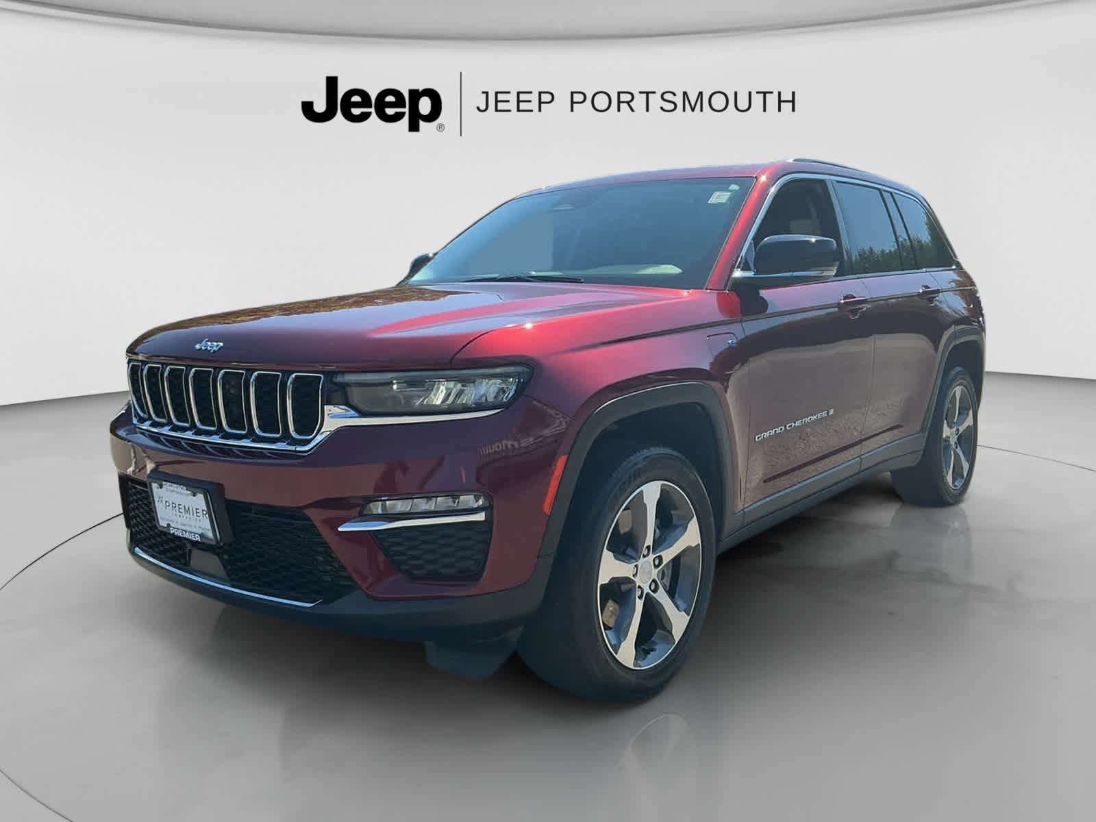 Used 2023 Jeep Grand Cherokee 4WD 4xe image 7