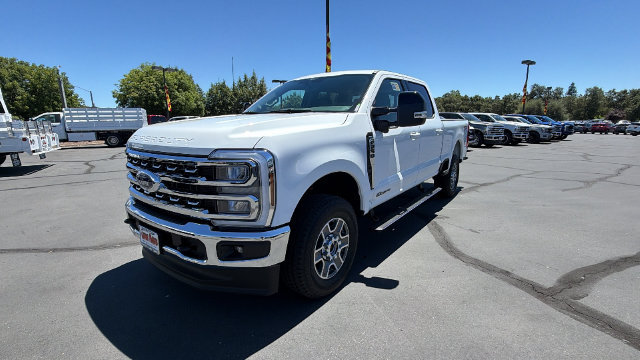 New 2026 Ford F250 Lariat w/ FX4 Off-Road Package
