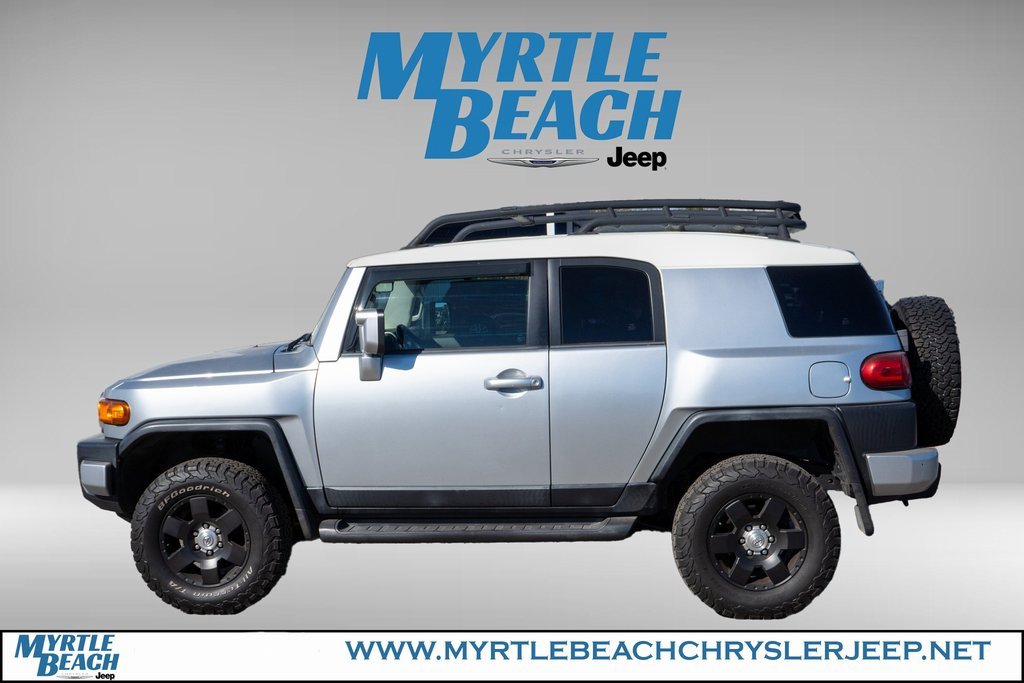 Used 2008 Toyota FJ Cruiser 4WD image 3