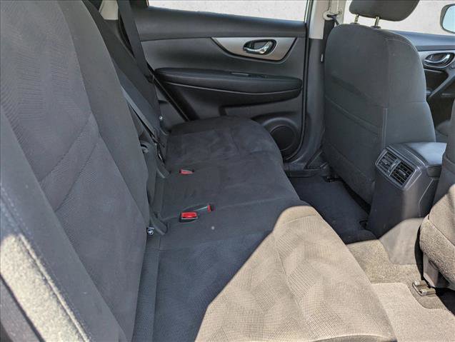 Used 2015 Nissan Rogue SV w/ SV Premium Package image 30