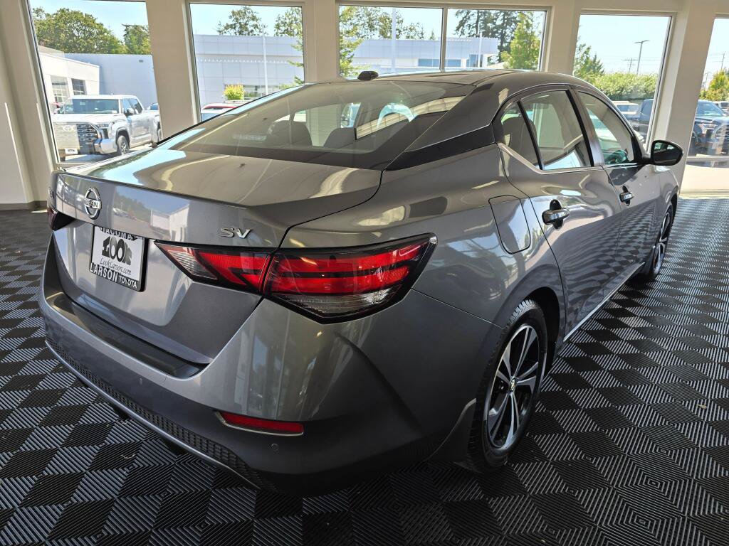 Used 2021 Nissan Sentra SV FWD image 3