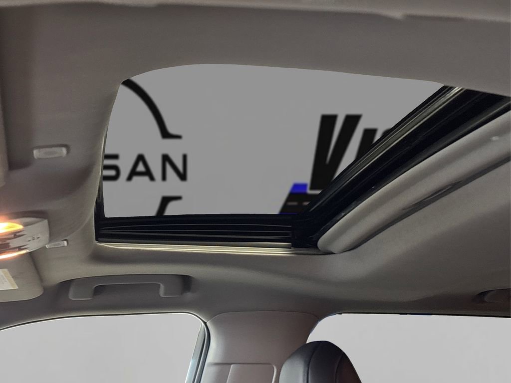 Used 2023 Toyota Highlander XLE image 21