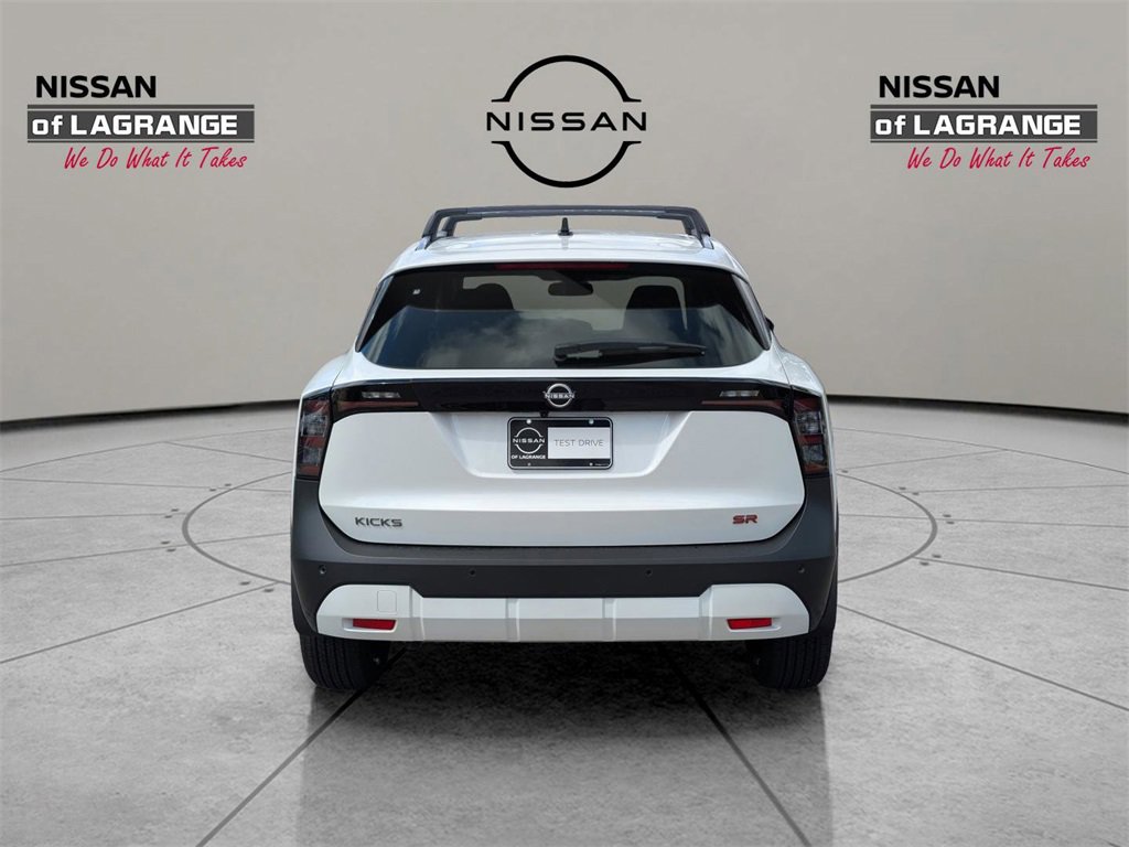 New 2026 Nissan Kicks SR image 6