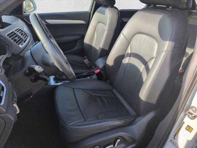 Used 2018 Audi Q3 2.0T Premium w/ Convenience Package image 16