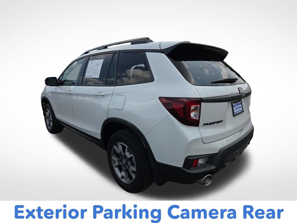 Used 2023 Honda Passport TrailSport image 7