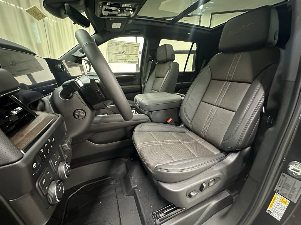 New 2026 Chevrolet Tahoe High Country w/ Sun And Tow Package image 28