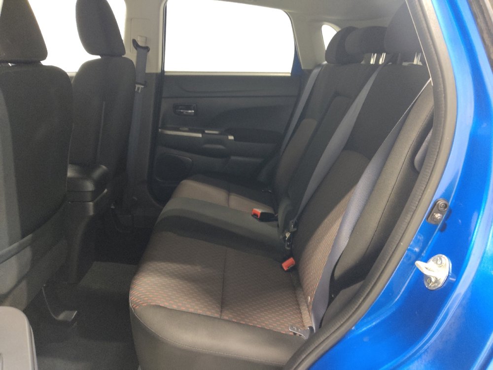 Used 2019 Mitsubishi Outlander Sport SE AWD/4WD image 18