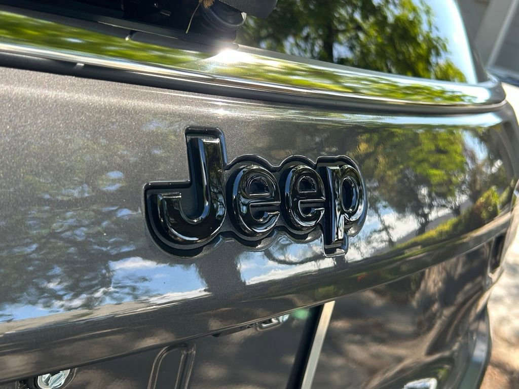 Used 2024 Jeep Compass Latitude image 26