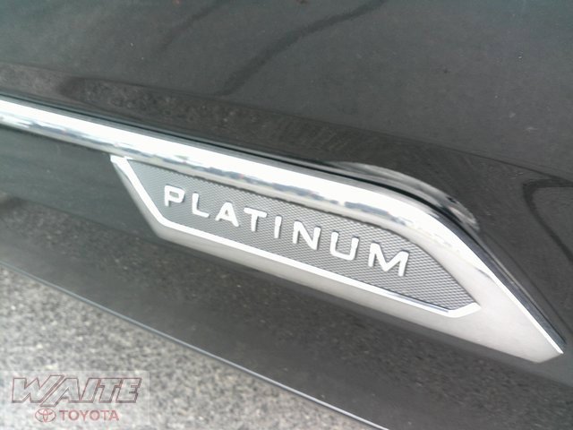 New 2025 Toyota Tundra Platinum image 8