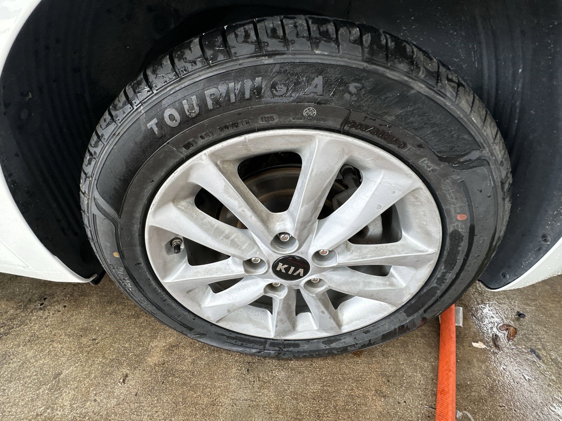 Certified 2017 Kia Forte S w/ S Technology Package image 19