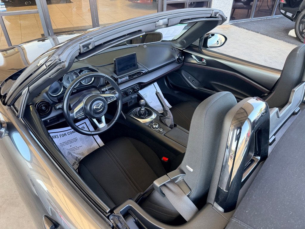 Used 2019 MAZDA MX-5 Miata Club RWD image 22