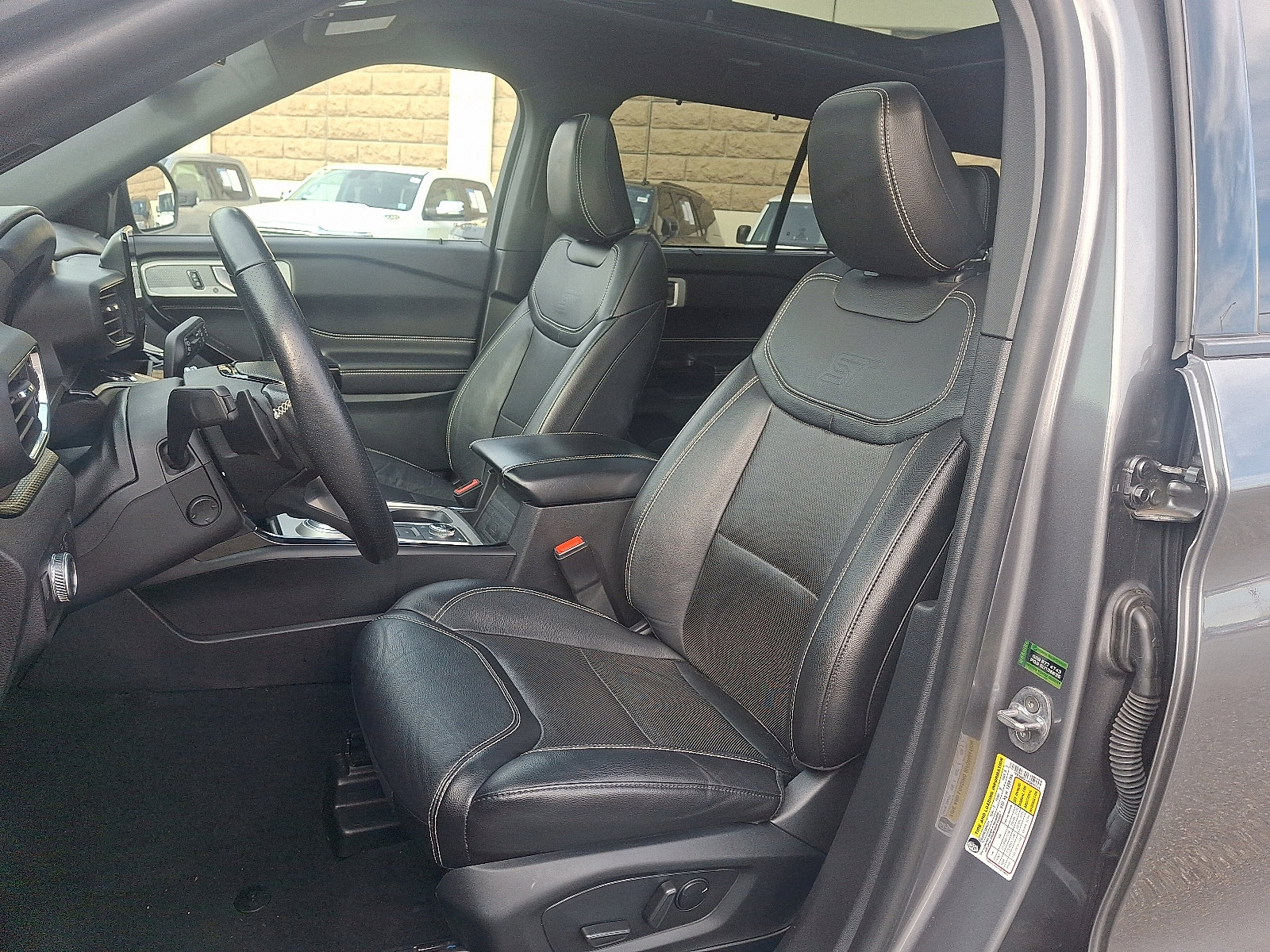 Certified 2022 Ford Explorer ST w/ Equipment Group 401A image 13