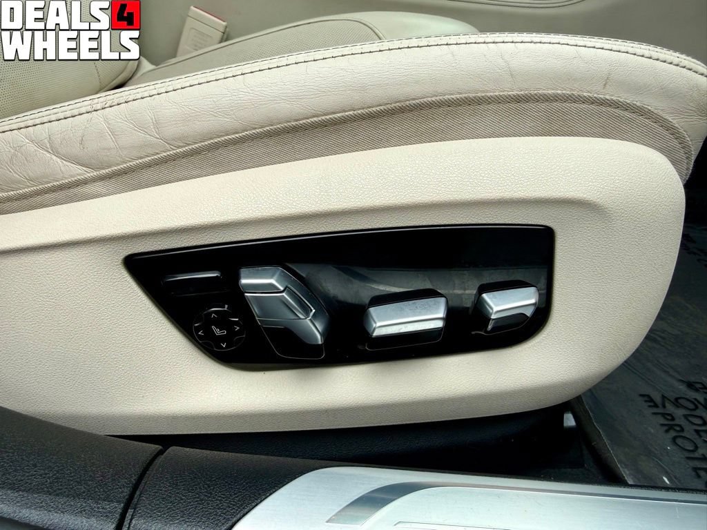 Used 2018 BMW 740i RWD image 33