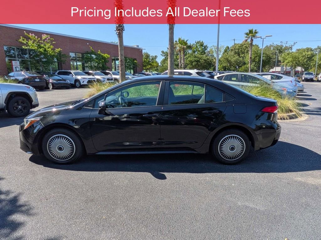 Used 2020 Toyota Corolla LE FWD image 8