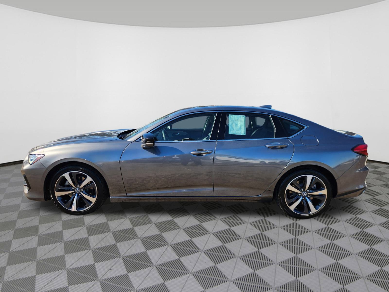 Certified 2025 Acura TLX w/ Technology Package image 5